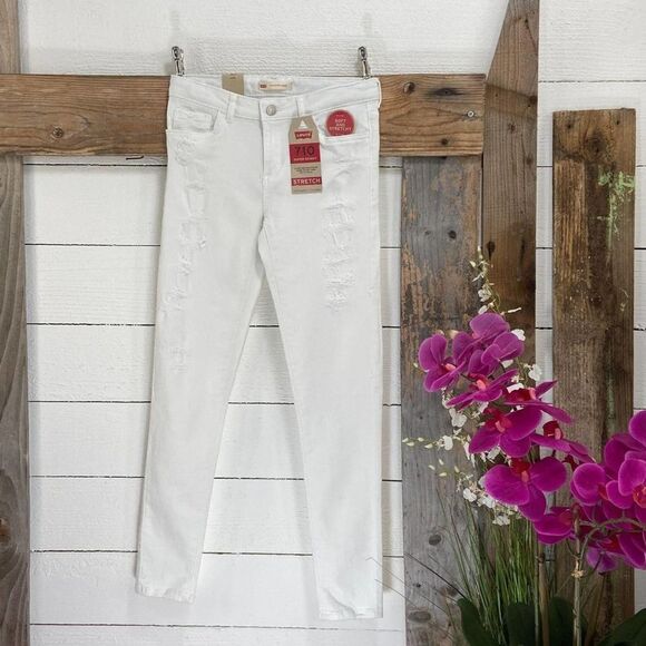$69 Levi’s710 White Distressed SuperSkinny Jeans NWT - Picture 1 of 8